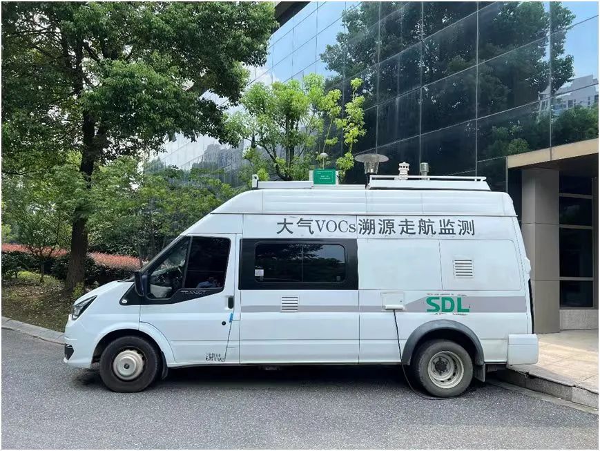 402cc永利大气走航服务监测车2.jpg